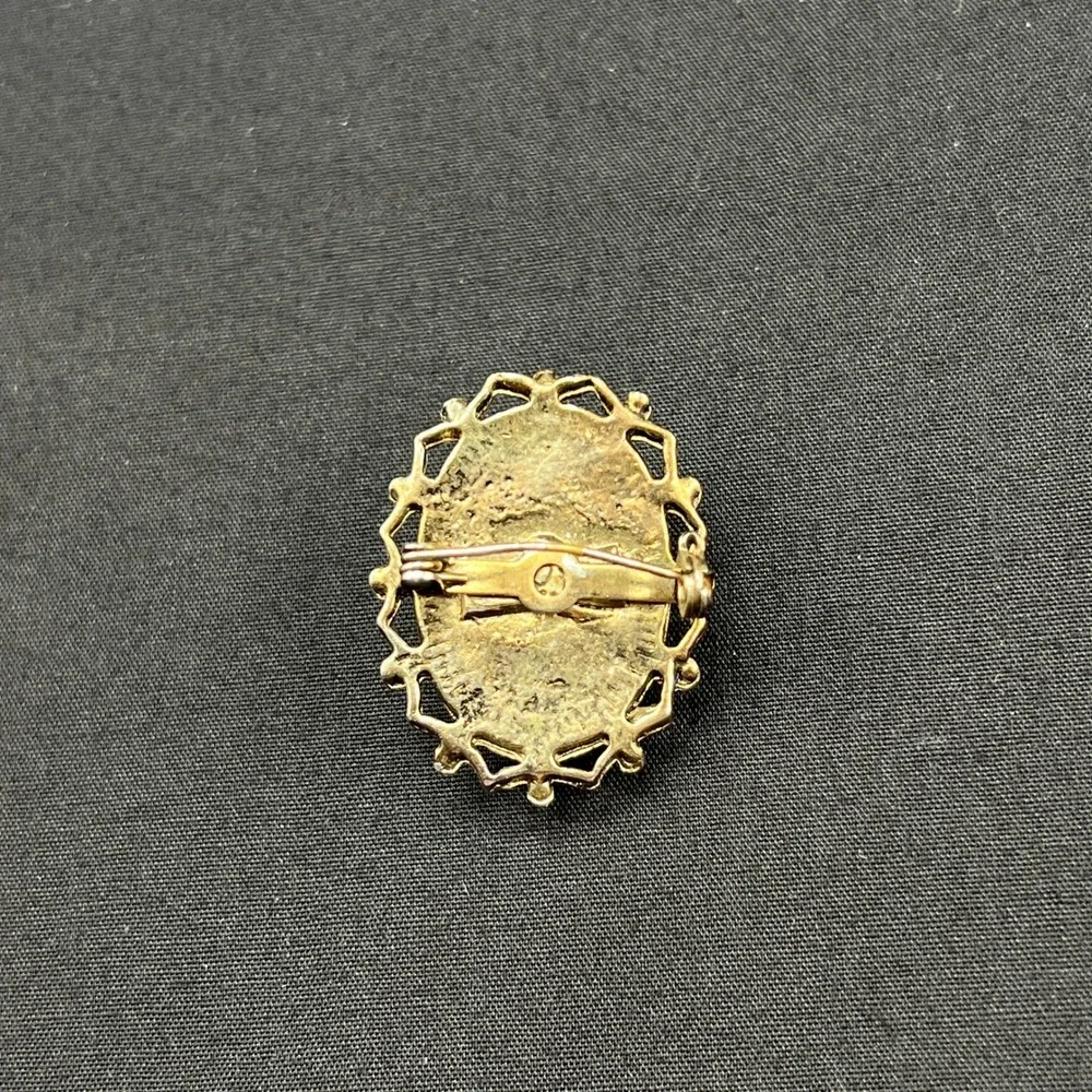 Vintage Brooch Rose Cameo Gold Tone Black Cream Pink Floral‎ 3D Pin